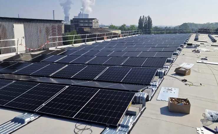 Photovoltaikanlage für Metalllegierungsproduktion in Eschweiler